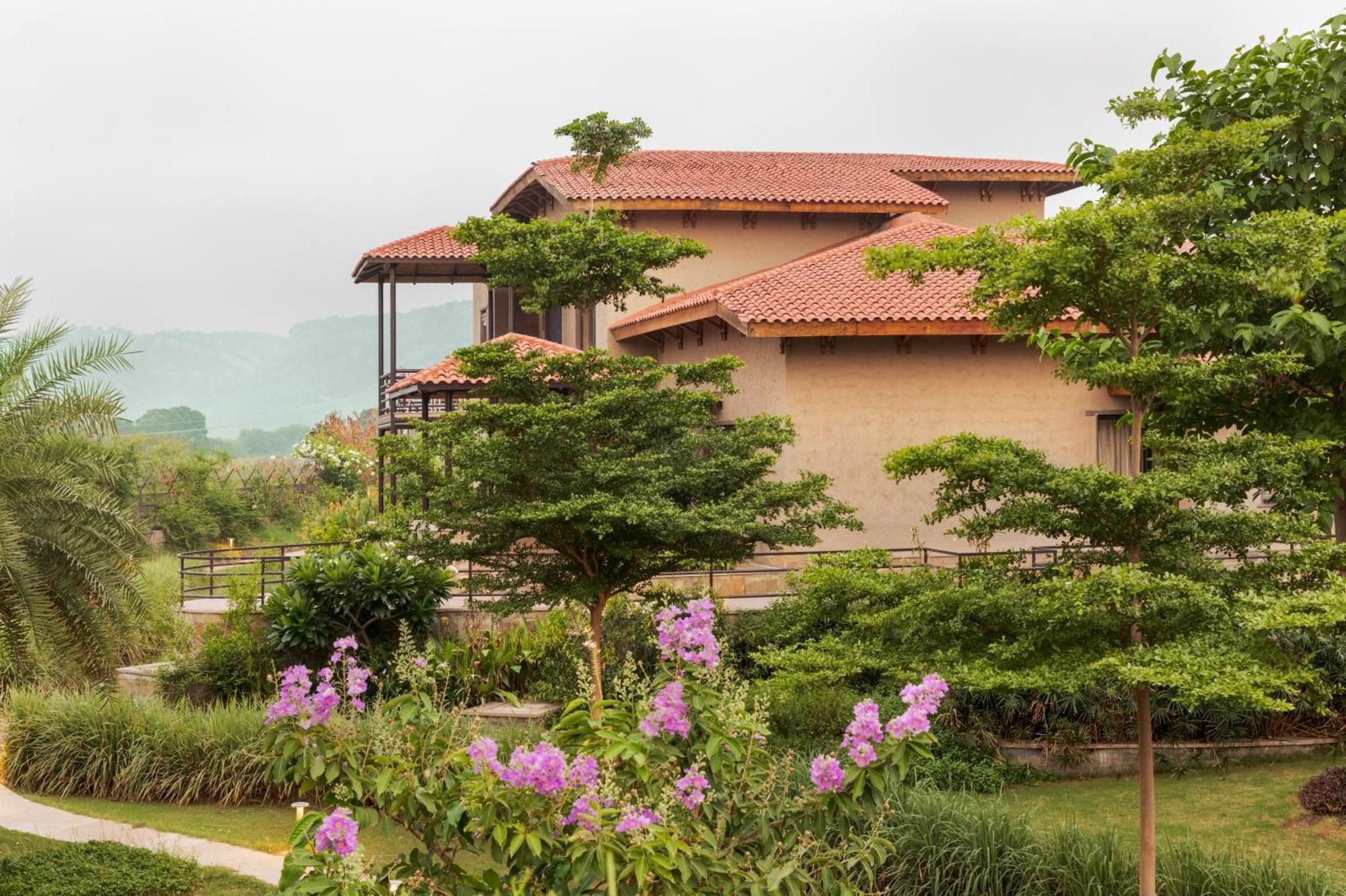 Aamaghati Wildlife Resort, Ranthambore Sawai Madhopur Exterior foto